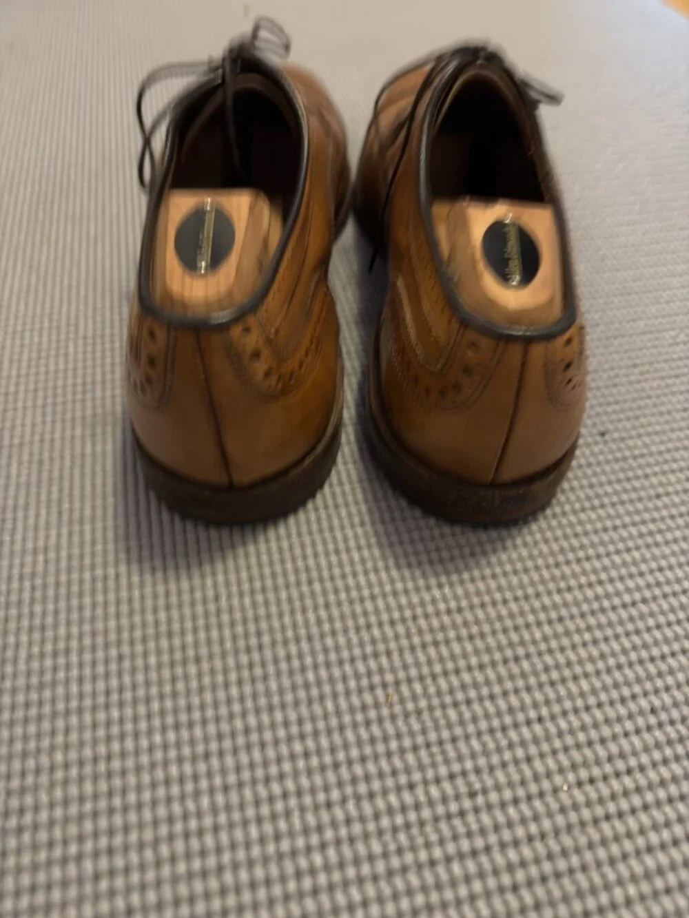 Allen Edmonds Strand Cap-Toe Oxford — Size 10.5 D